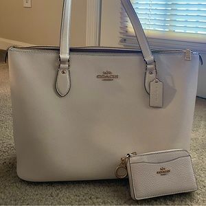 Coach Gallery Tote & Matching Wallet - chalk / gold